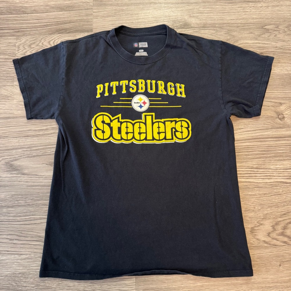 NFL Team Apparel Pittsburgh Steelers Black Graphic T-Shirt Mens Medium